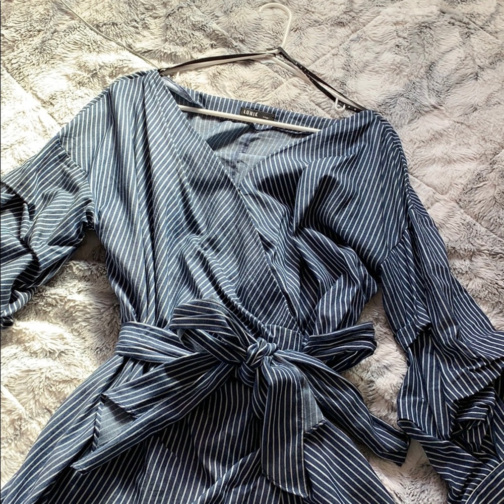 Super cute wrap dress - Picture 4 of 6